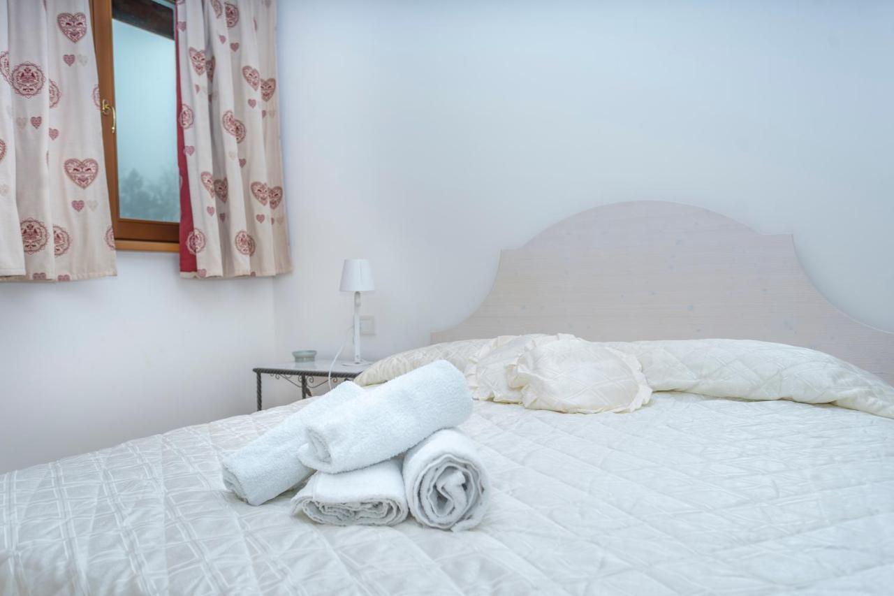 타르비시오 Golf View Apt With Parking And Mountain View! 아파트 외부 사진