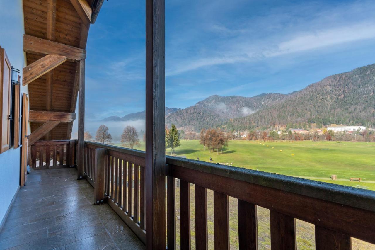 타르비시오 Golf View Apt With Parking And Mountain View! 아파트 외부 사진